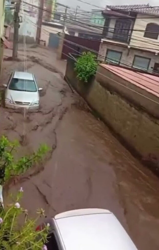 Após alagamentos, Mariana segue em alerta com previsão de novas chuvas; Defesa Civil monitora áreas de risco.