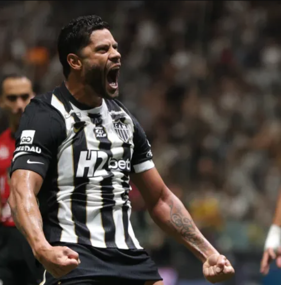 Atlético-MG vira e vence clássico contra o Cruzeiro por 2 a 1 no Mineiro