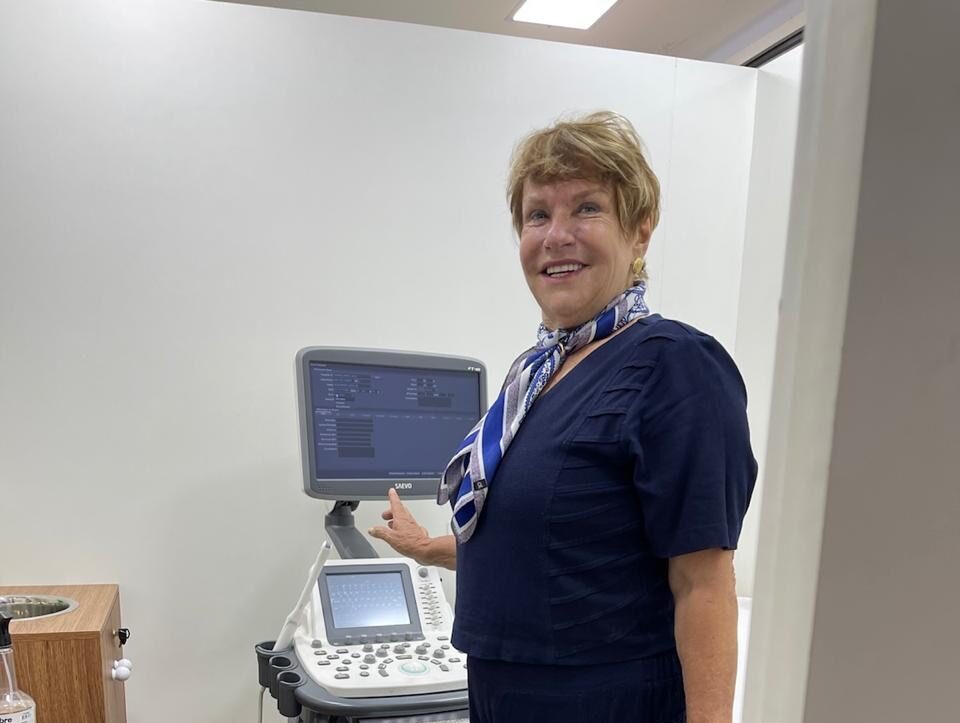 Carreta da Mulher amplia exames em Mariana; Sônia Azzi acompanha início dos atendimentos