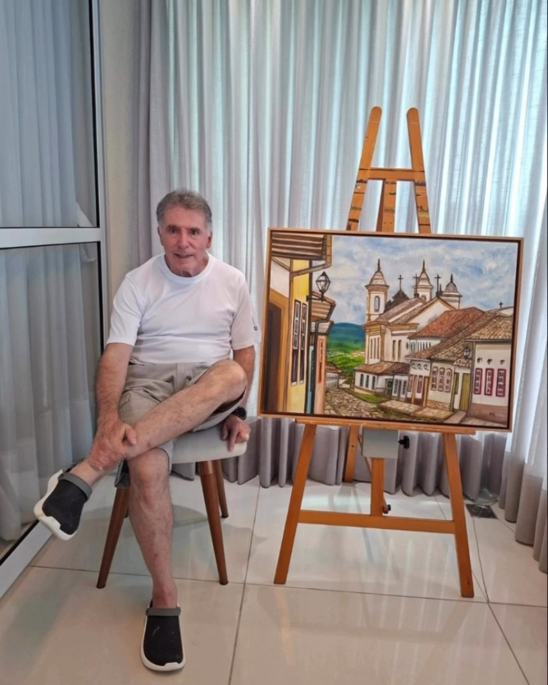 Newton Godoy revisita memória e tempo em exposição inédita em Mariana