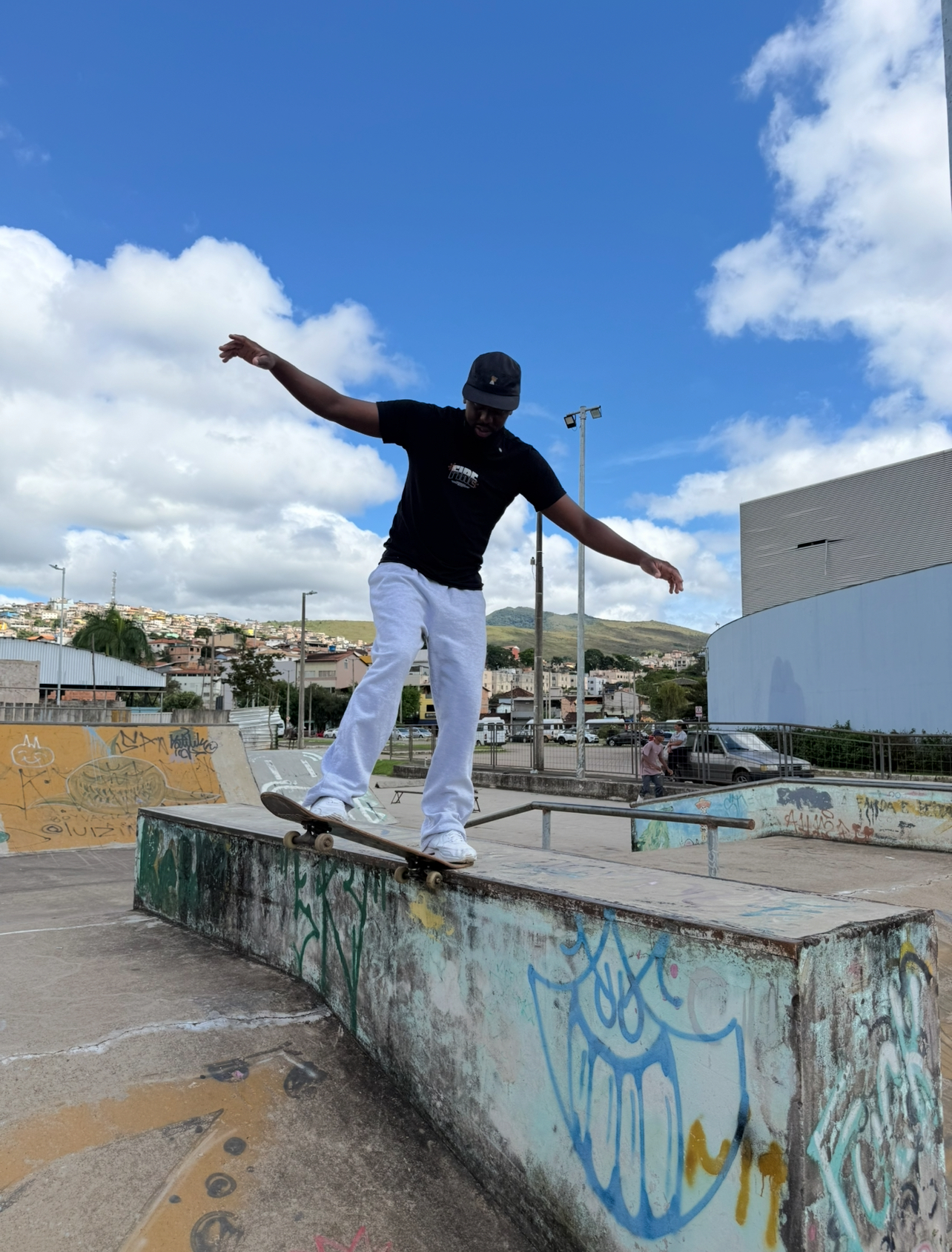 Projeto de Pedro Sousa propõe campeonato de skate e coloca em discussão o uso de espaços públicos