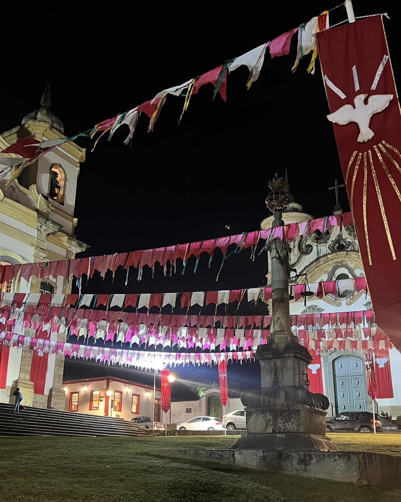 Festa do Divino reúne fé, cortejos e tradição em Mariana