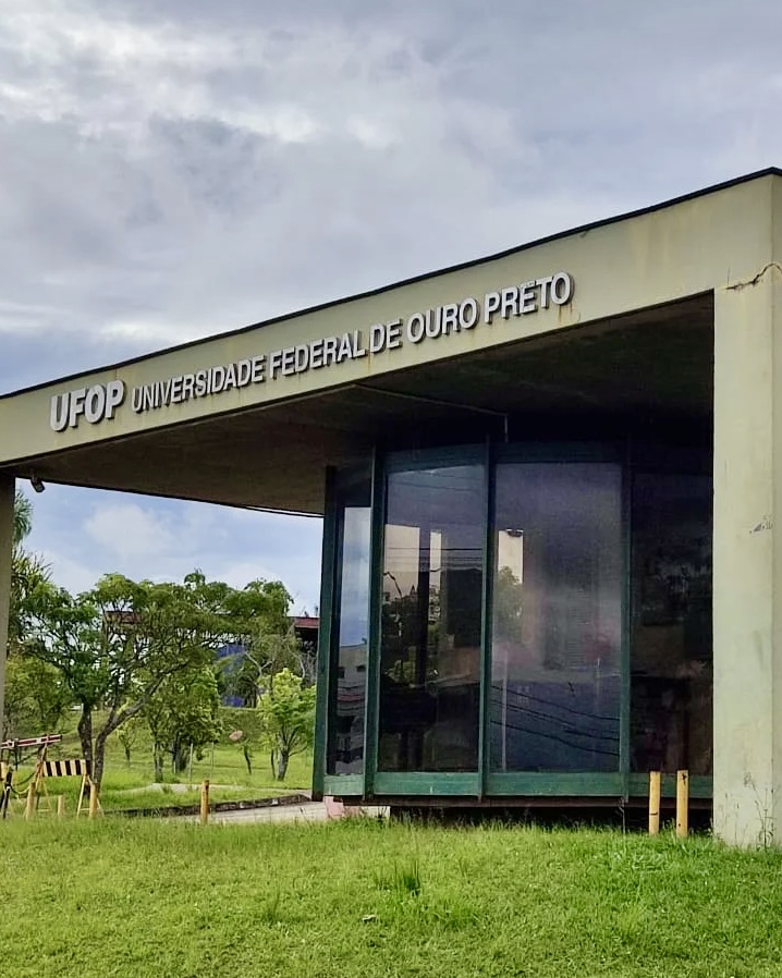 UFOP abre seleção para 150 vagas em curso de Administração Pública a distância