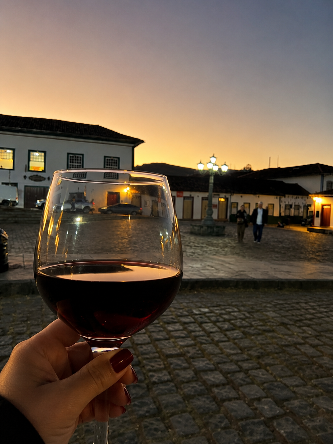 Praça da Sé recebe a primeira edição do Festival de Vinhos de Mariana